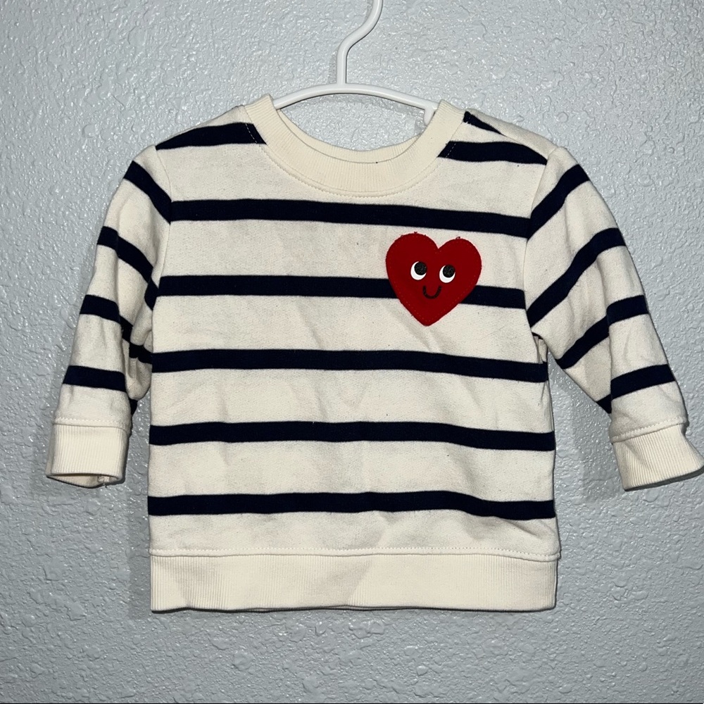 Old Navy size 3-6M white & blue sweater